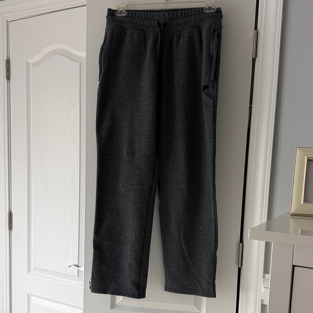Fabletics Charcoal Gray Men's Joggers